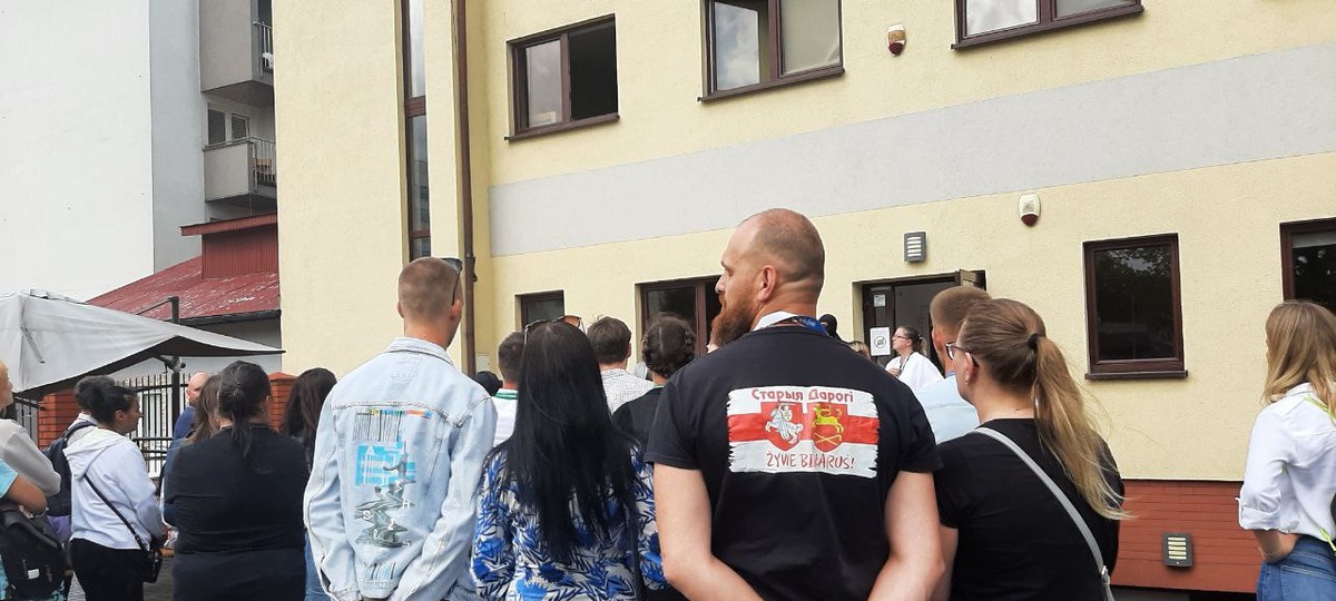 Беларусь, протесты, революция, митинги, разгон, суд, режим, Лукашенко, власть, диктатура, сутки, протест, эмиграция, война, Украина, беженцы, Польша, Краков, защита, виза, паспорт, годовщина, Старые Дороги