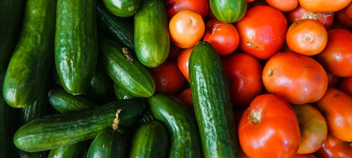 Огурцы, томаты