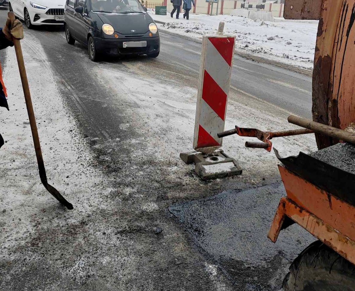 Ремонт дороги в Бресте. 