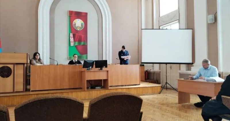 Суд над главным ветврачом агропредприятия в здании Пинского горисполкома