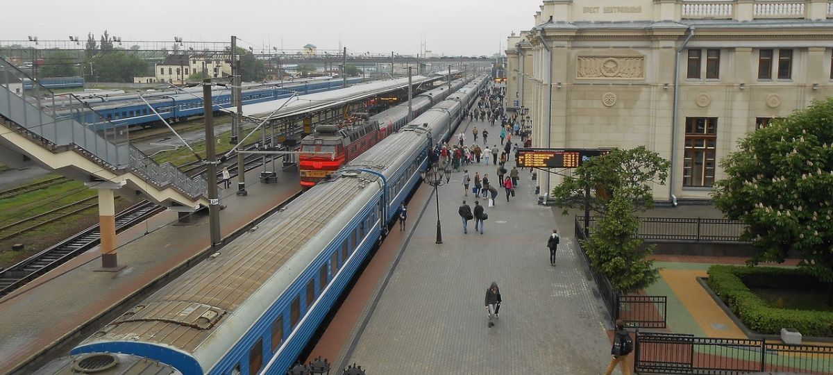 Вид с моста на станцию «Брест-Центральный»