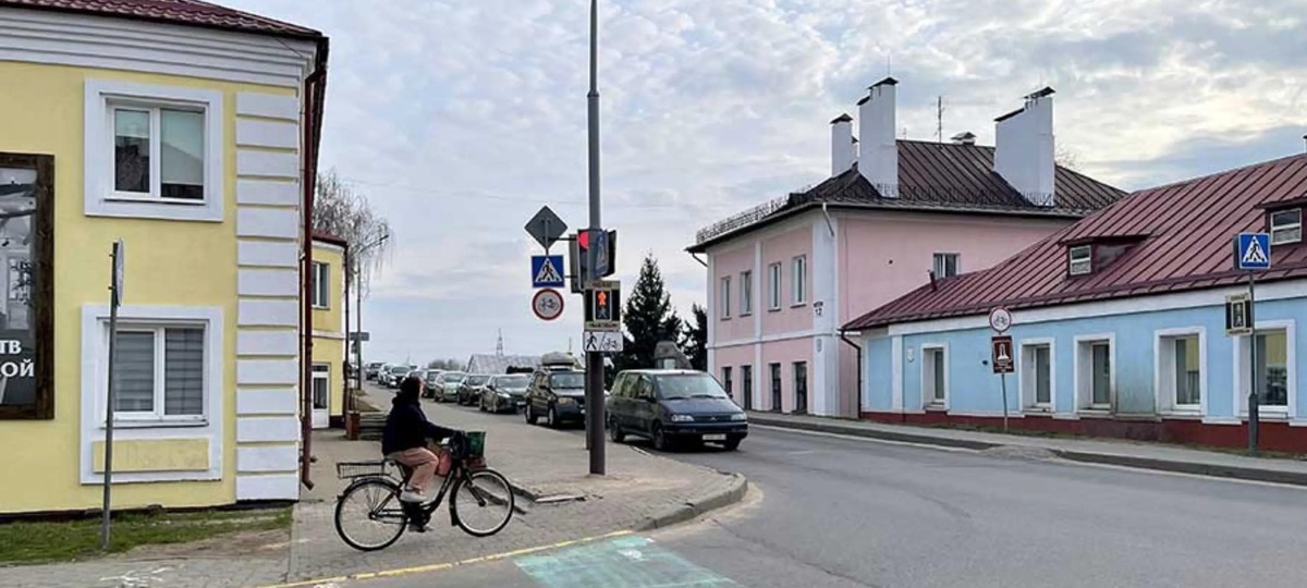 Пробка на «старом» мосту в Кобрине